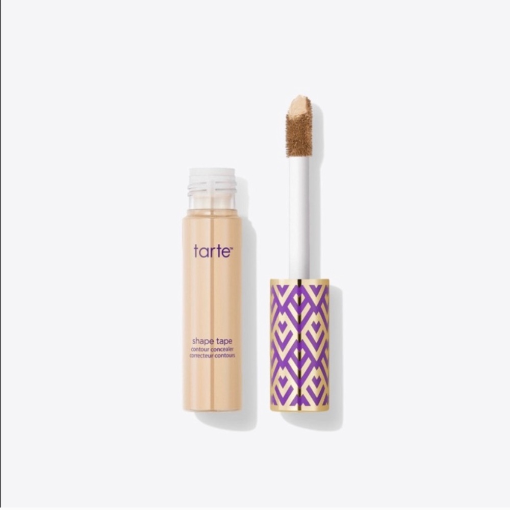 NIB Tarte ShapeTape Concealer - Light